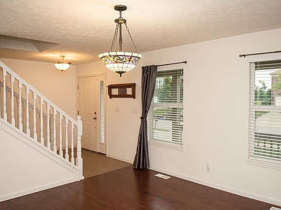 4th image of 428 Goose Creek Way