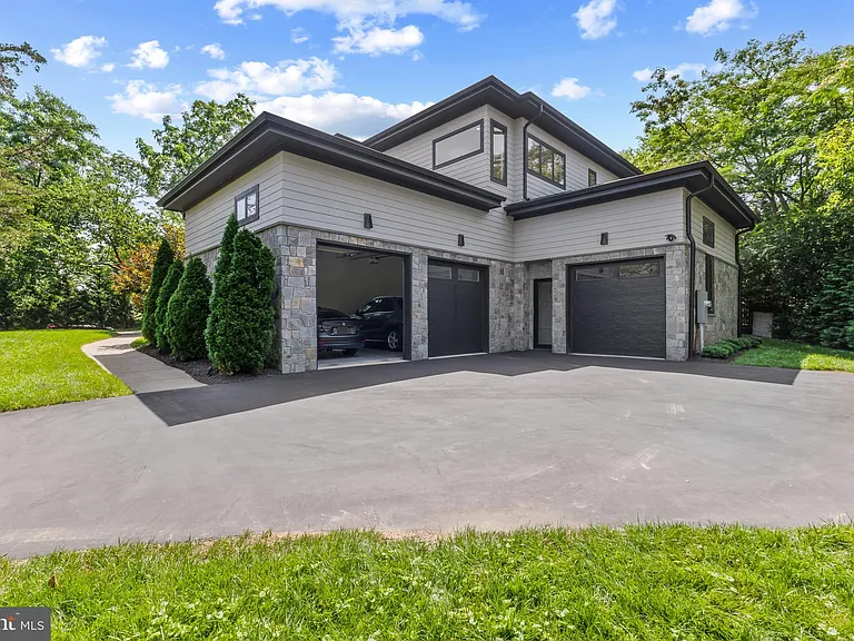 1513 Oakview Dr — Photo 7