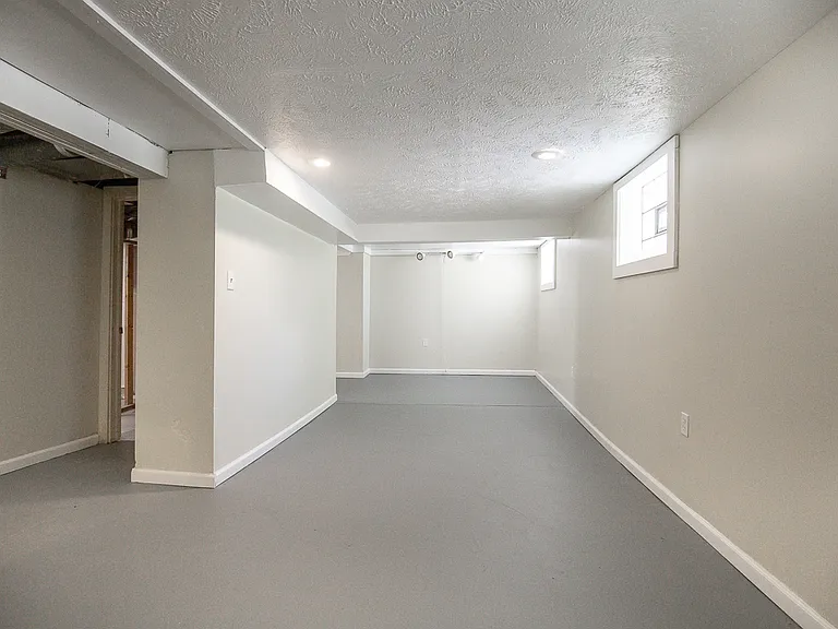 13621 Cranwood Dr — Photo 17