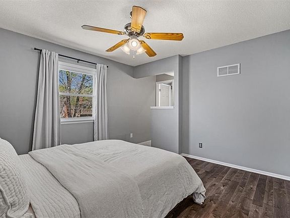 3rd image of 15135 W 152nd Cir