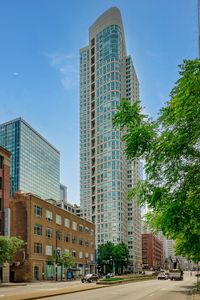 345 N La Salle Dr APT 1501, Chicago, IL, 60654
