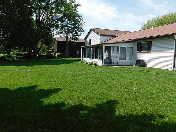 5th image of 6202 Hickory Lawn Ct