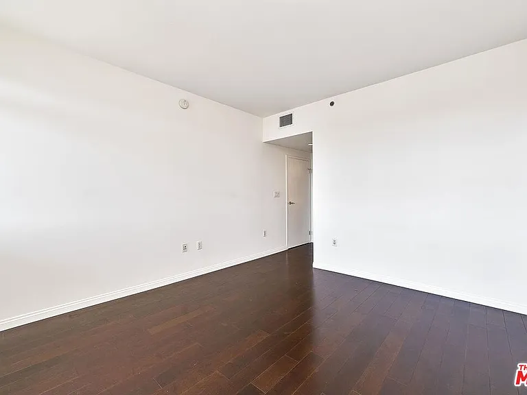 3785 Wilshire Blvd #2008 — Photo 23