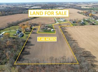 910 Carter St, Greentown, IN 46936