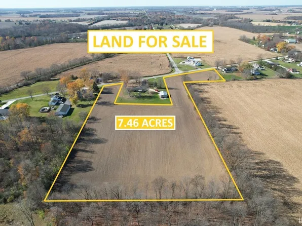 910 Carter St, Greentown, IN 46936