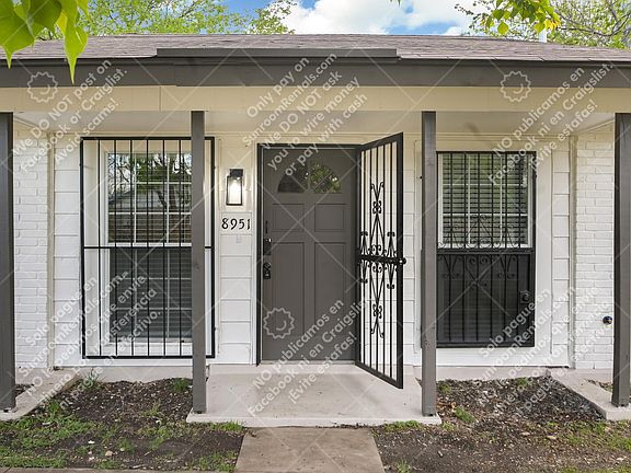 4th image of 8951 Seacliff St