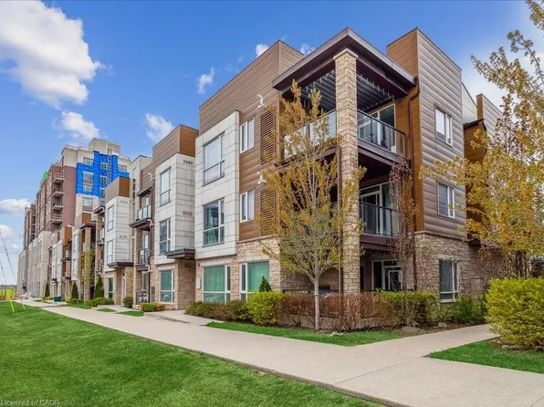 2370 Khalsa Gate #207, Oakville, ON L6M 1P5