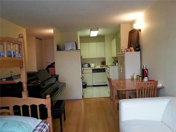 2nd image of 301 Cathedral Pkwy #20A