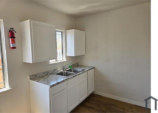 2nd image of 9417 S Normandie Ave