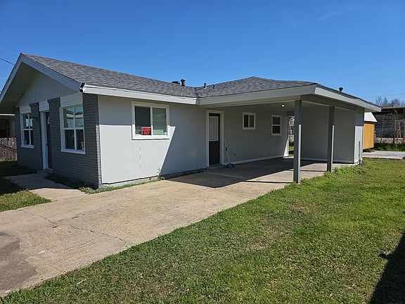2nd image of 117 Fairlane Dr