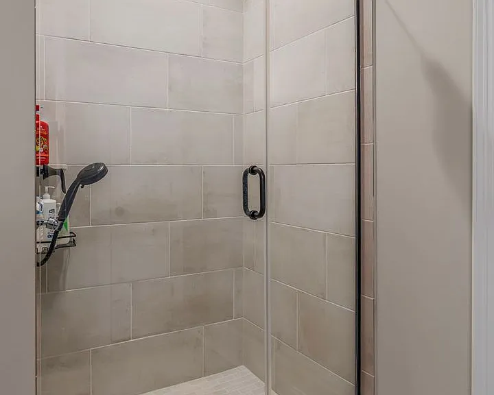 754 Crozier Dr — Photo 16