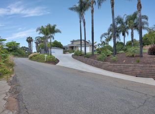 3053 Fruitland Dr, Vista, CA 92084