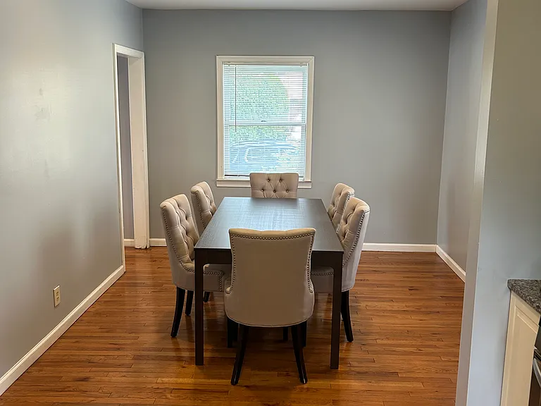 328 Union Ave — Photo 5