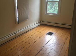 21 Spruce St, Burlington, VT 05401