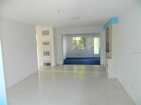 2nd image of 826 42nd Ave N