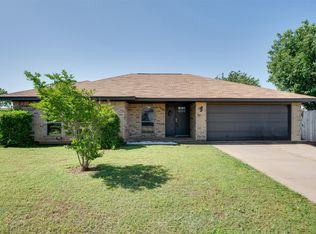 5 Shady Brook Ct, Wichita Falls, TX 76310