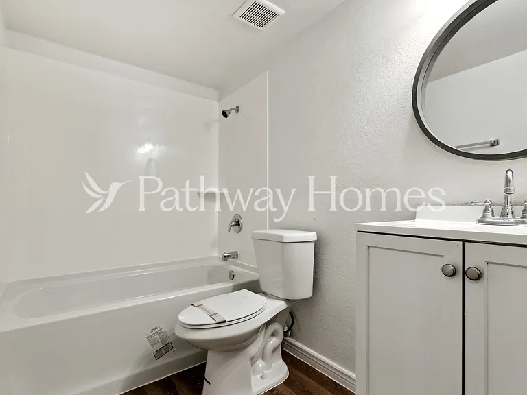 314 E Moore Ave — Photo 14