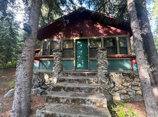 1040 Cascade Creek Rd, Gallatin Gateway, MT 59730