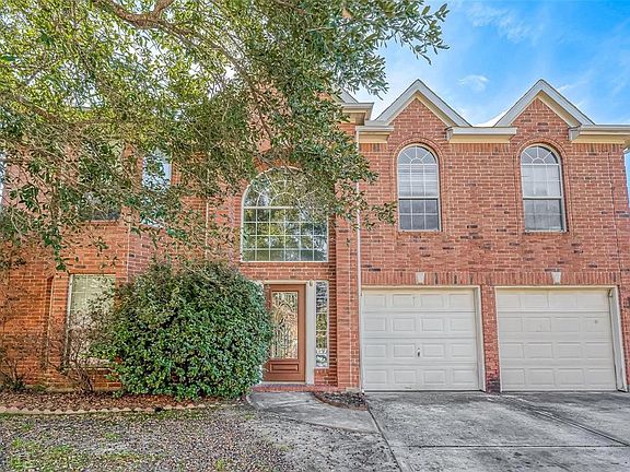 3rd image of 510 Holly Crest Drive