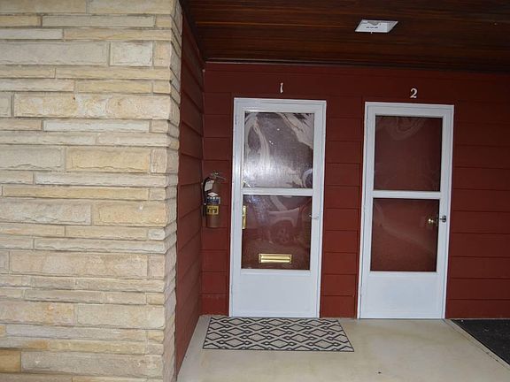 5th image of 4821 W Old Lincoln Way #0