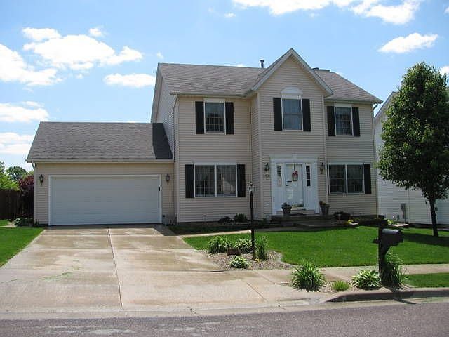 1st image of 4108 W Carrousel Ln