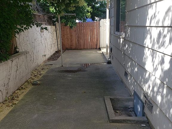 2nd image of 1100 7th Ave #1
