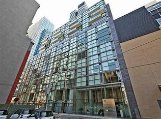 25 Oxley St #1209, Toronto, ON M5V 2J5
