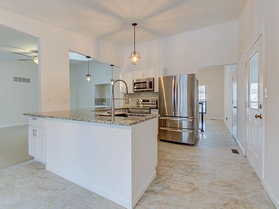 5th image of 16867 Paradise Peak Cir