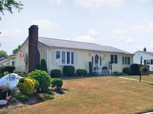 54 Seabrook Dr, East Providence, RI 02914