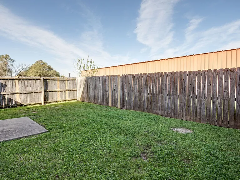 1503 Hollowhill Dr #A — Photo 20