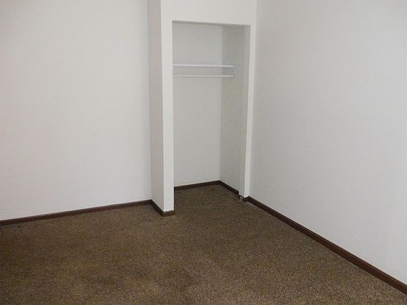 5th image of 685 King St APT A1