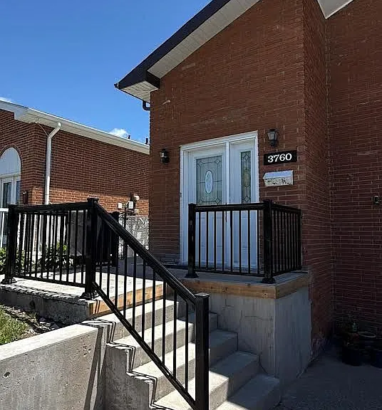 3760 Keenan Cres — Photo 1