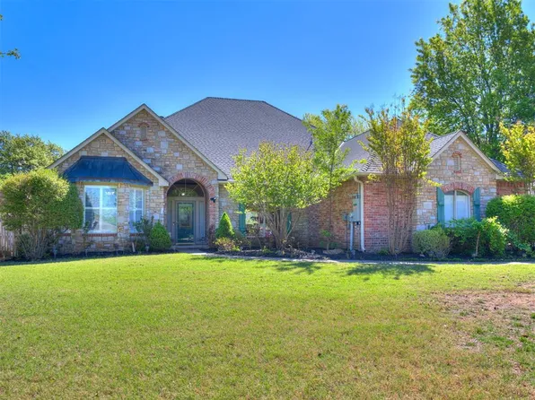 1700 Eagle Dr, Edmond, OK 73034