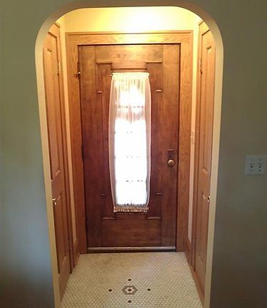 3rd image of 2175 Niagara Dr