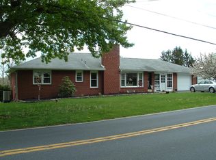 700 Wyndamere Rd, Lewisberry, PA 17339