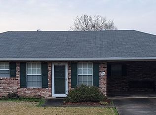 306 Perrodin St, Ville Platte, LA 70586