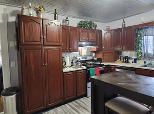 40 Chestnut St #1, Pittsfield, NH 03263