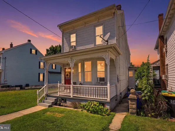 506 W Market St, Orwigsburg, PA 17961