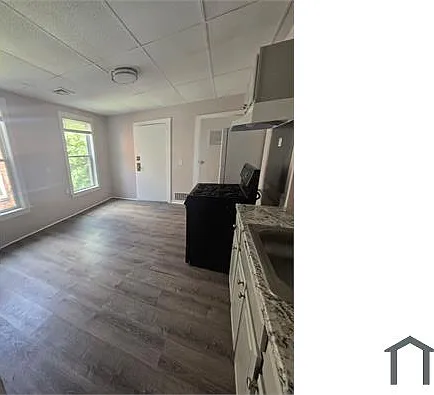 2 bed, 850 sqft, $2,400 — Photo 3
