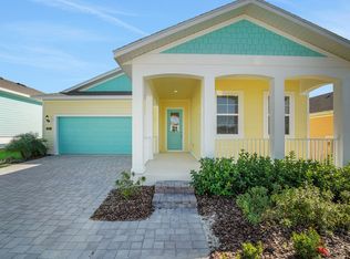 991 Fiesta Key Cir, Lady Lake, FL 32159
