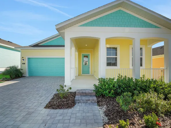991 Fiesta Key Cir, Lady Lake, FL 32159