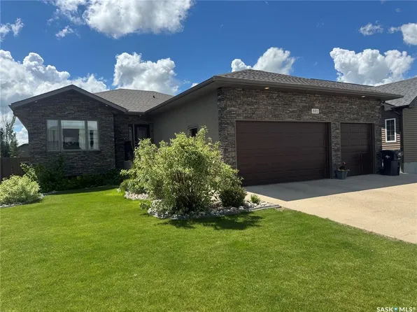 691 Barber CRESCENT, Weyburn, SK S4H 0B9