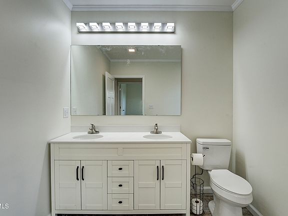 4th image of 192 Old Embreeville Rd