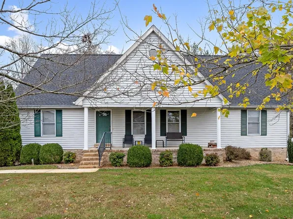 1212 Belmont Dr, Cookeville, TN 38506