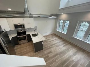 1930 Pine St #3R, Philadelphia, PA 19103