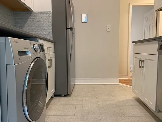 Rented by Hillel Realty Group | media 12