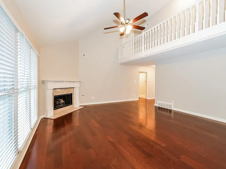 1855 Oak Springs Dr — Photo 5