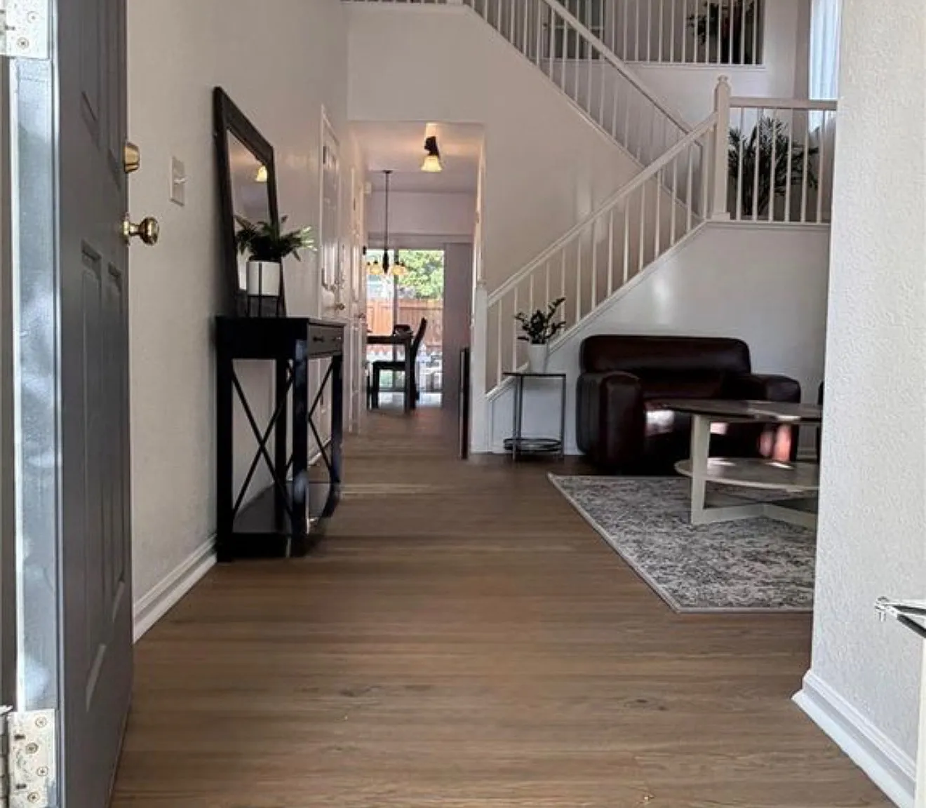 3 bed, 2.5 bath, 1620 sqft, $2,800 — Photo 3