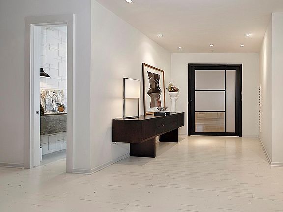 2nd image of 1 Waterway Ct APT 5B