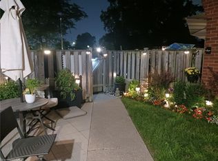 132 Barlake Ave #35, Hamilton, ON L8E1H3
